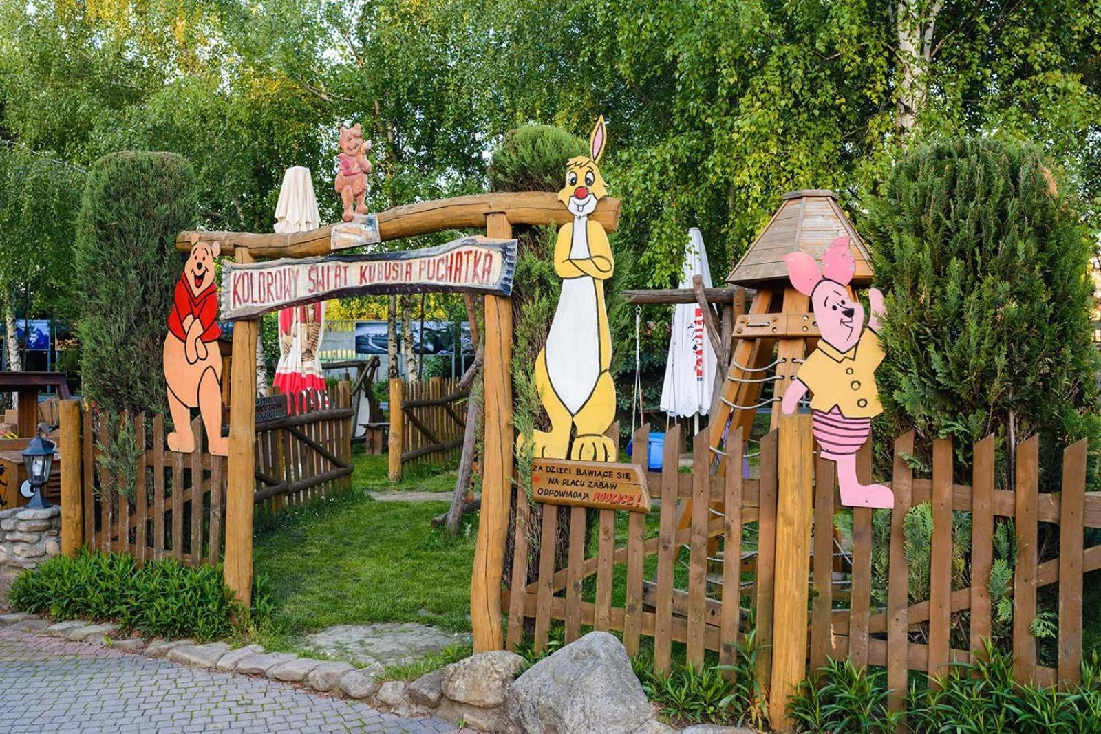 Rymanów贾斯韦德罗尼兹克旅馆住宿加早餐旅馆 外观 照片